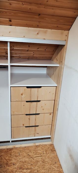 Skříně — realizace 4