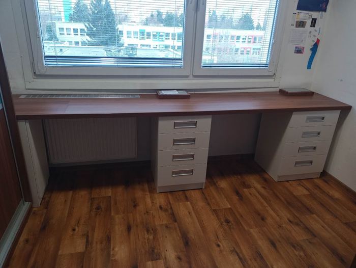 Stoly a lavice — realizace 25